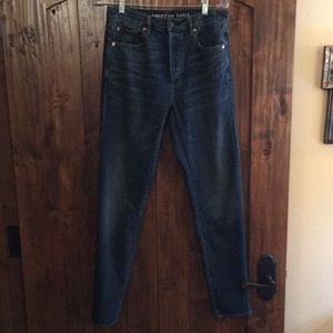 American Eagle High-Rise Girlfriend Jeans